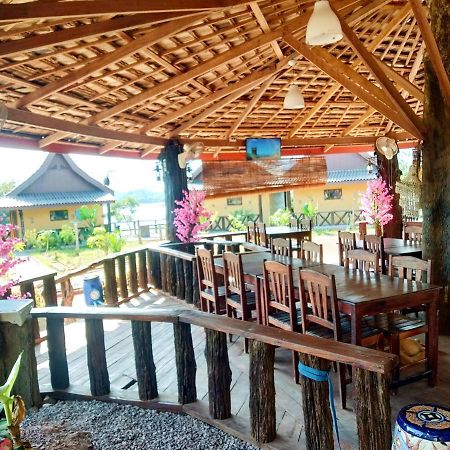Nirvana Archipel Resort Vang Vieng Exteriér fotografie