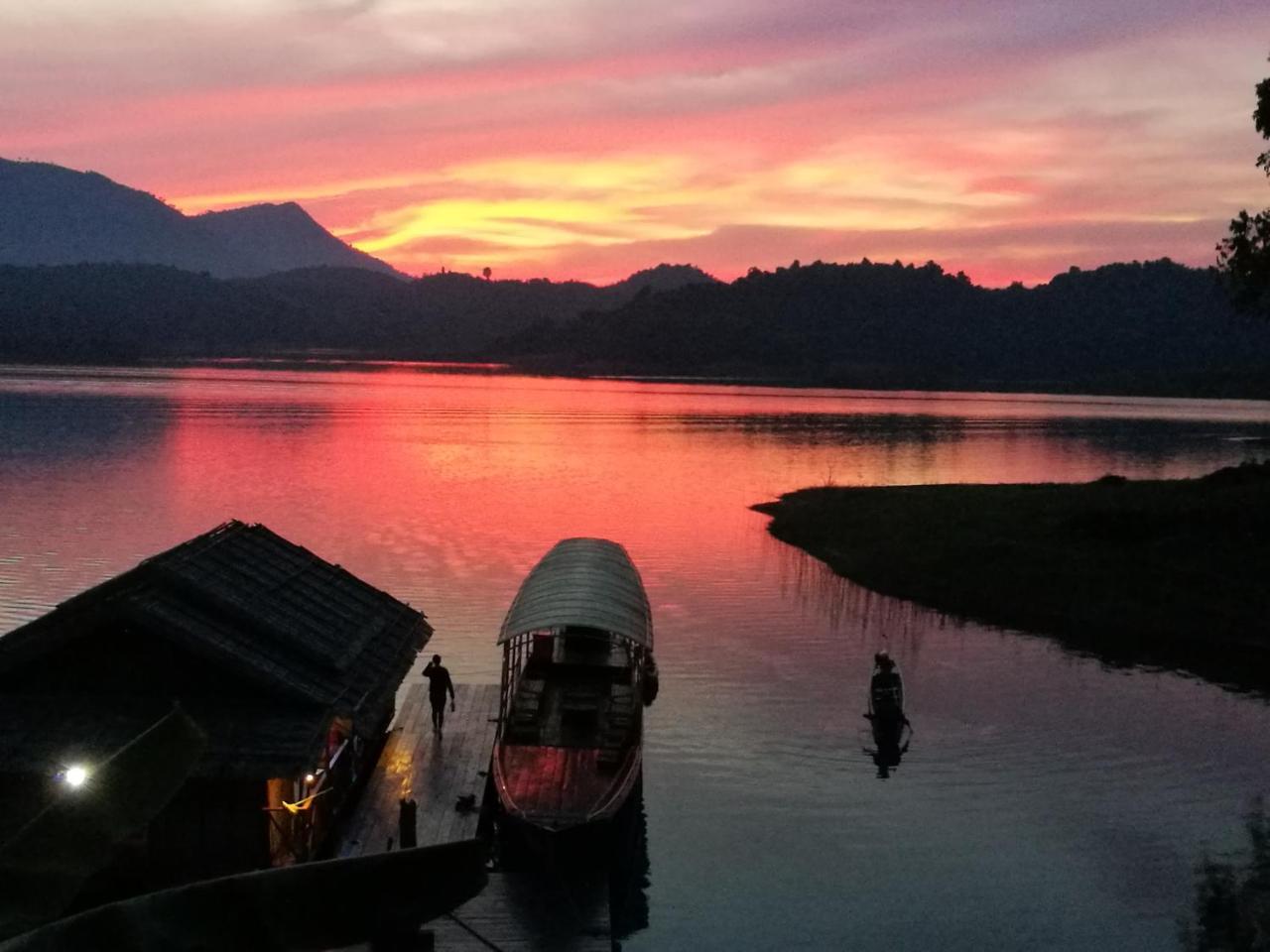 Nirvana Archipel Resort Vang Vieng Exteriér fotografie