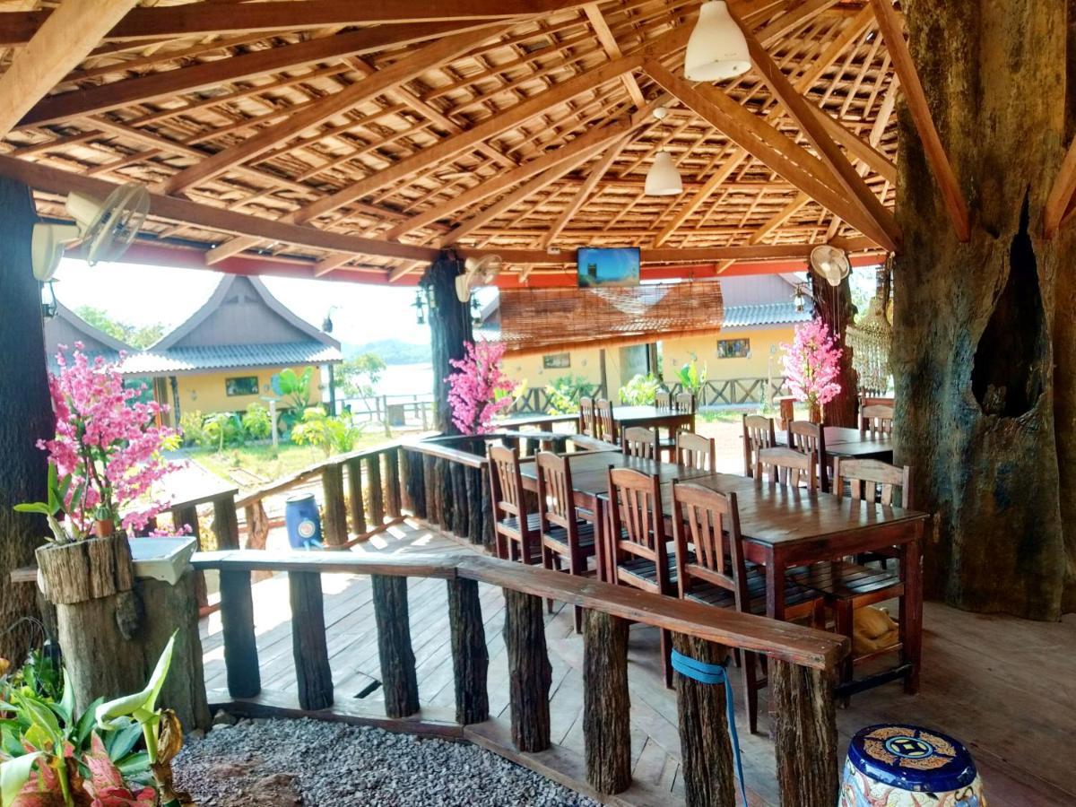 Nirvana Archipel Resort Vang Vieng Exteriér fotografie